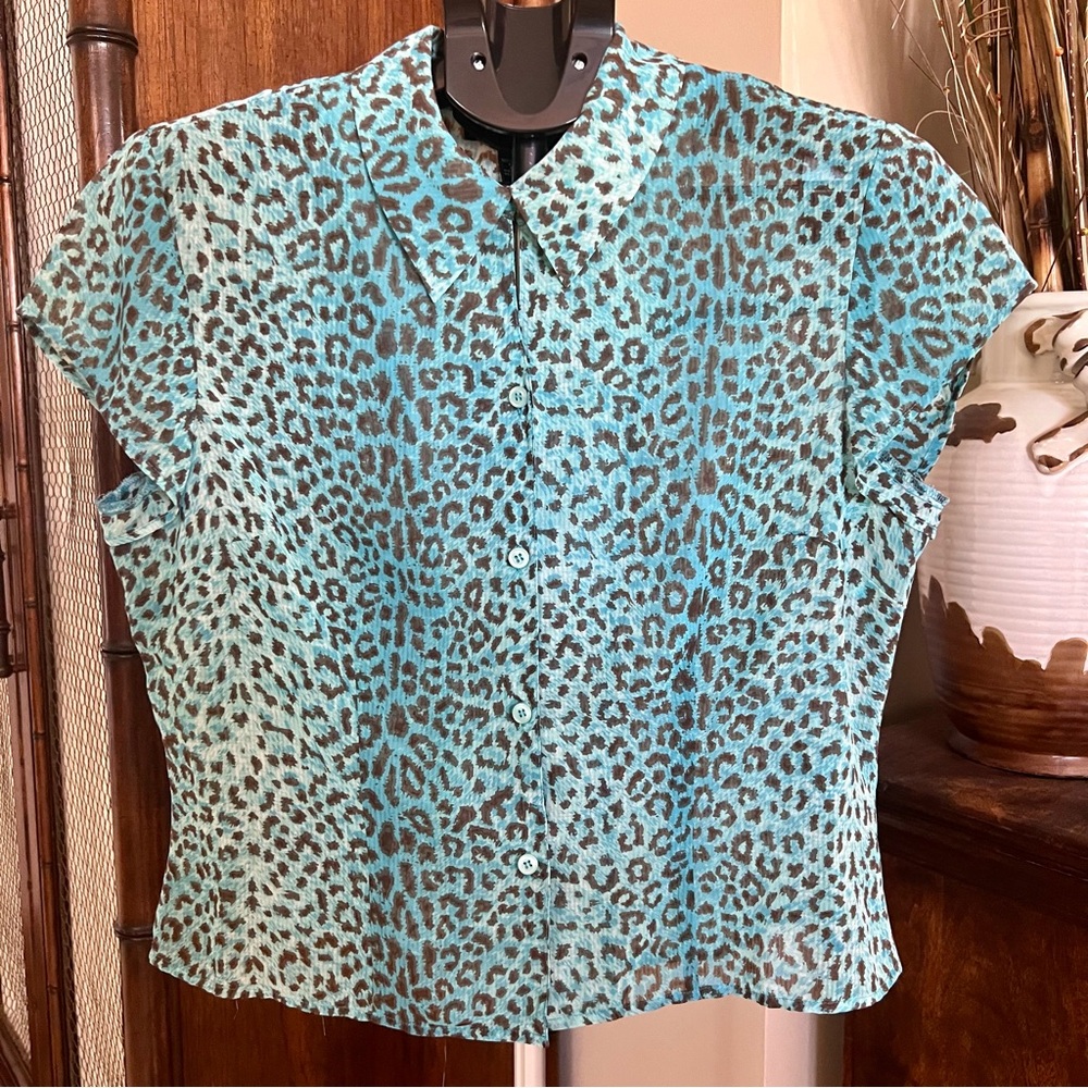 Jones Wear Animal Print Top